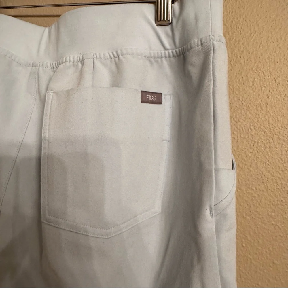 FIGS‎ Zamora Joggers Limited Release